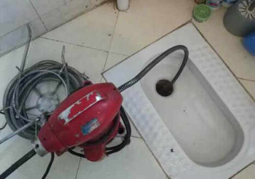 安义管道疏通,厕所马桶下水道疏通联系电话多少？